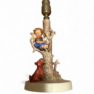 Hummel Lamp, Out of Danger, Vintage